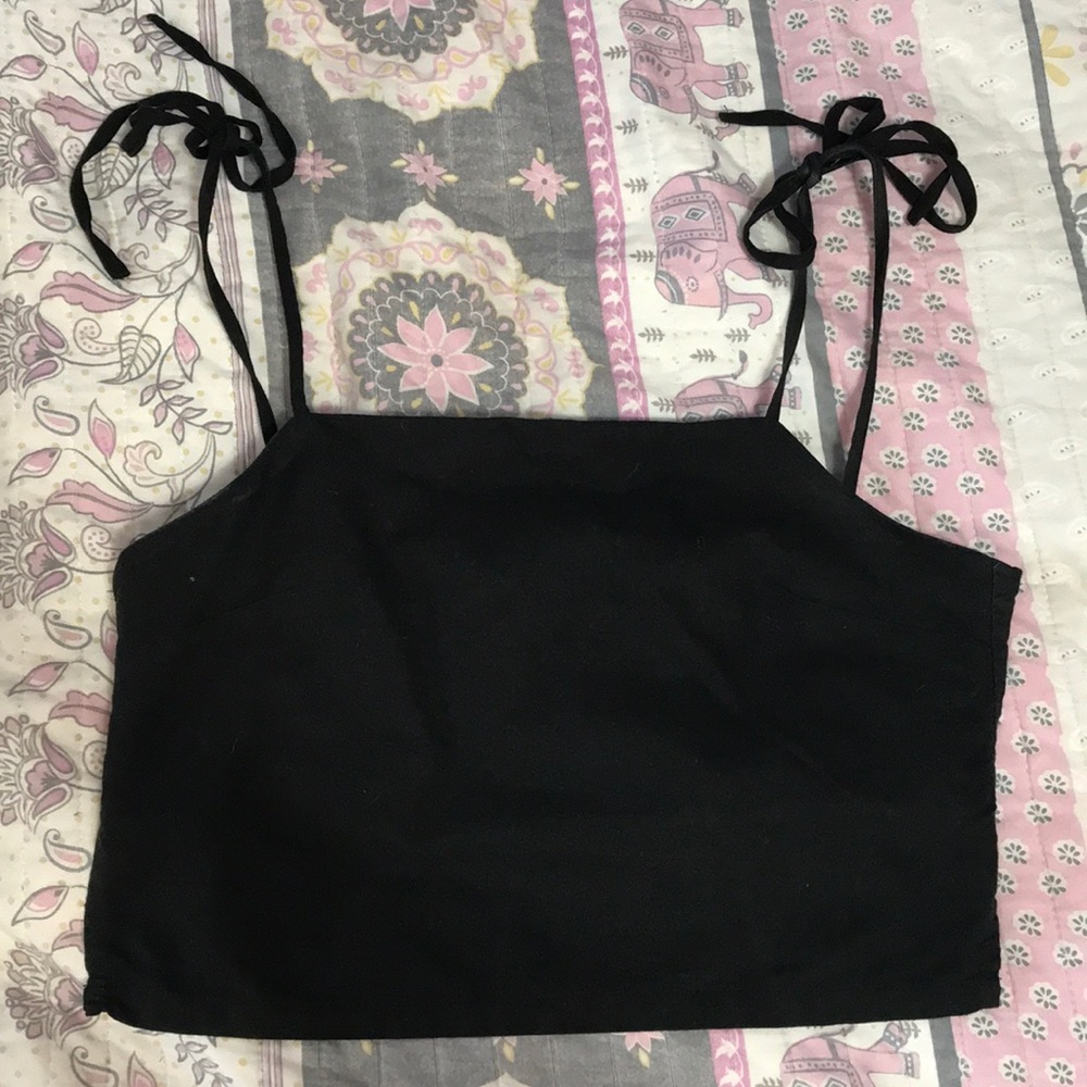 black brandy melville tank top